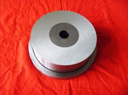 无磁Ti(C,N)基金属陶瓷工模具材料的研发